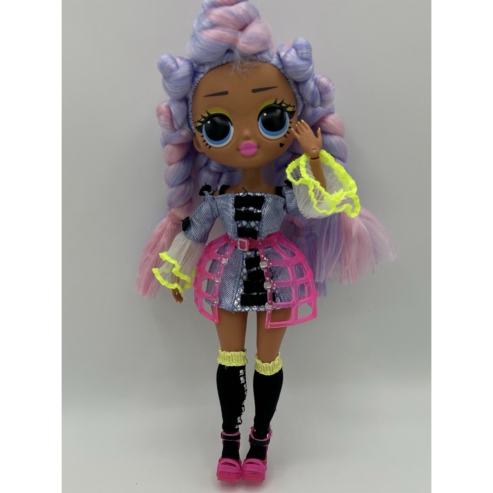 MGA LOL Surprise! OMG Dance Dance Dance Miss Royale Doll Purple Hair W/ Outfit